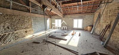 Maison - 100 m² - 2 pièces