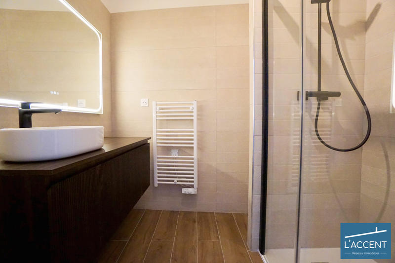 Appartement - 140 m² - 4 pièces