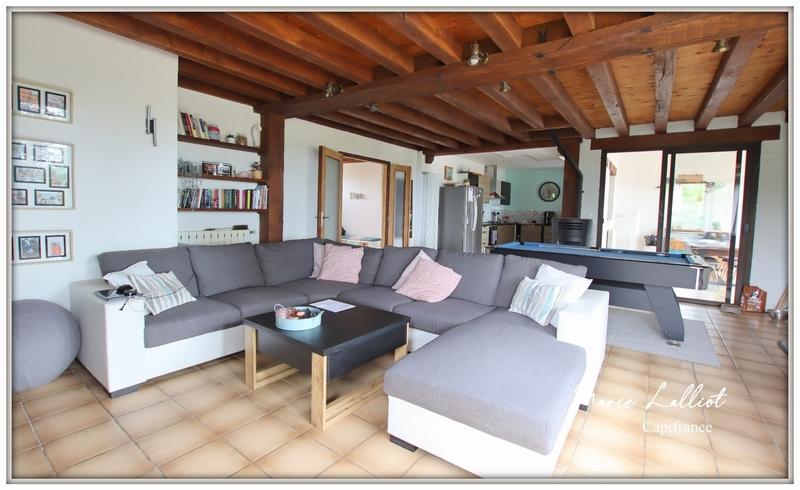 Maison - 188 m² - 8 pièces