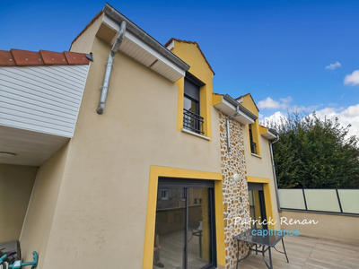 Maison - 125 m² - 6 pièces