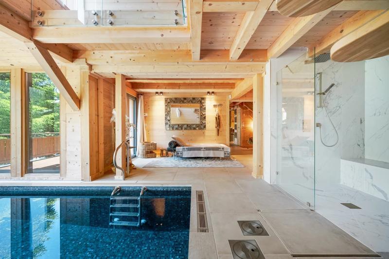 Villa - 390 m² - 9 pièces