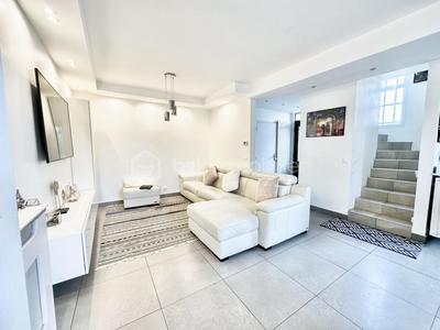 Maison de ville - 146 m² - 6 pièces