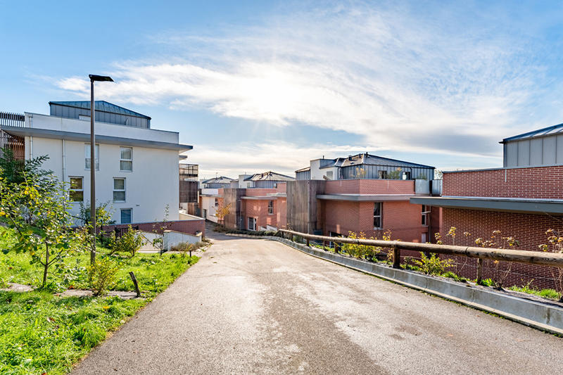 Appartement - 80 m² - 4 pièces