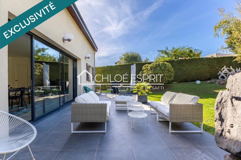 Maison - 140 m² - 6 pièces