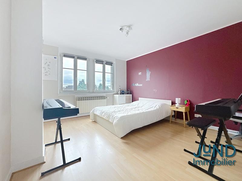 Maison - 100 m² - 4 pièces