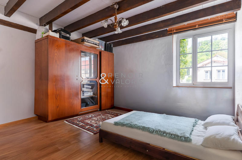 Maison - 105 m² - 5 pièces