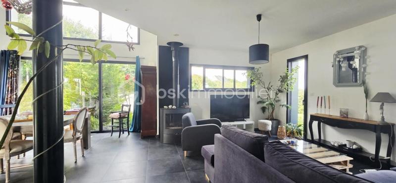 Maison - 165 m² - 6 pièces