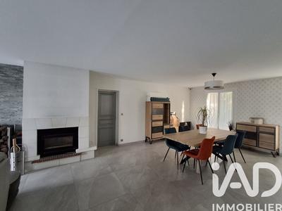 Maison - 162 m² - 5 pièces