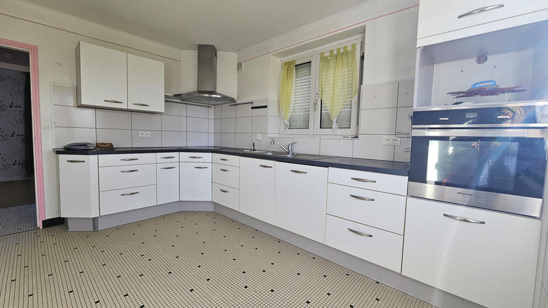 Maison - 100 m² - 6 pièces