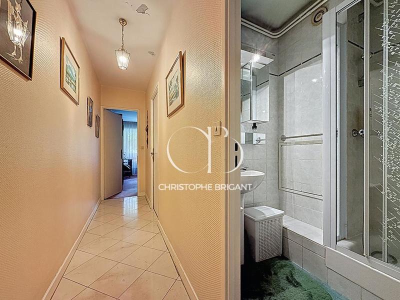 Appartement - 100 m² - 5 pièces