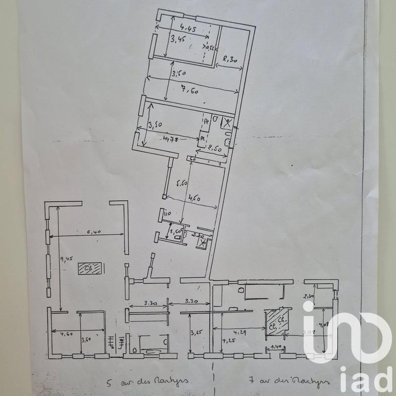 Maison - 210 m² - 9 pièces