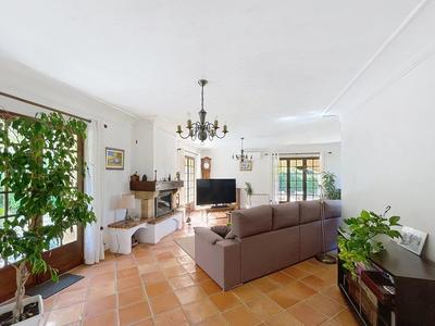 Maison - 160 m² - 2 pièces