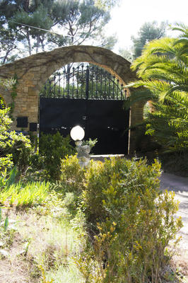 Propriété - 445 m² - 10 pièces