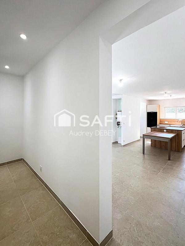 Appartement - 92 m² - 5 pièces