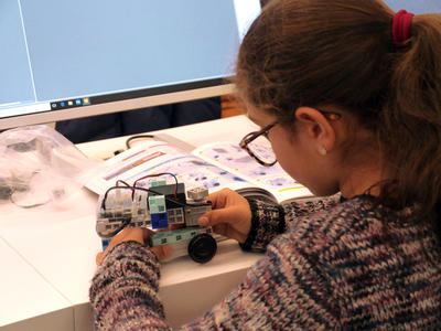 It School : Activités pour enfants pour apprendre à coder avec des robots