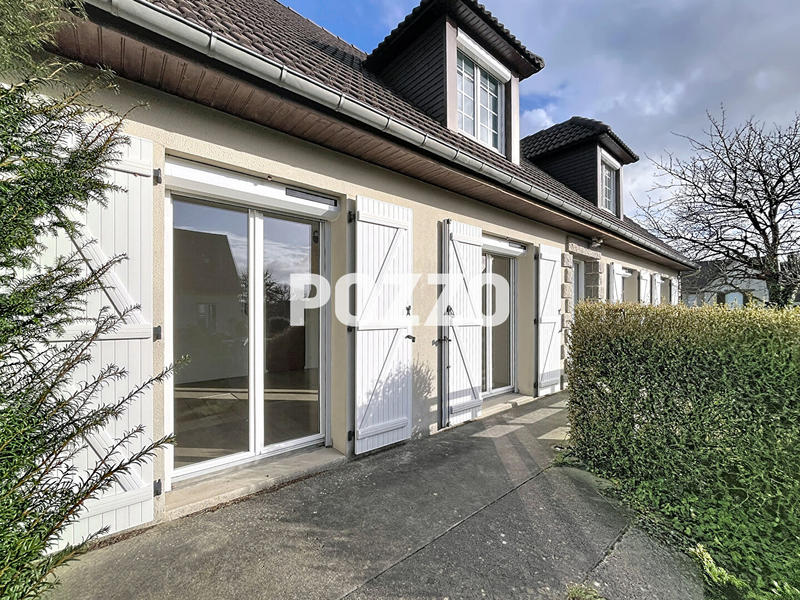 Maison - 198 m² - 9 pièces