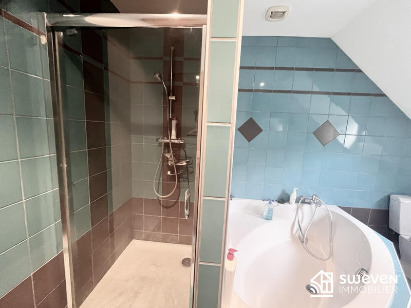 Maison - 165 m² - 6 pièces