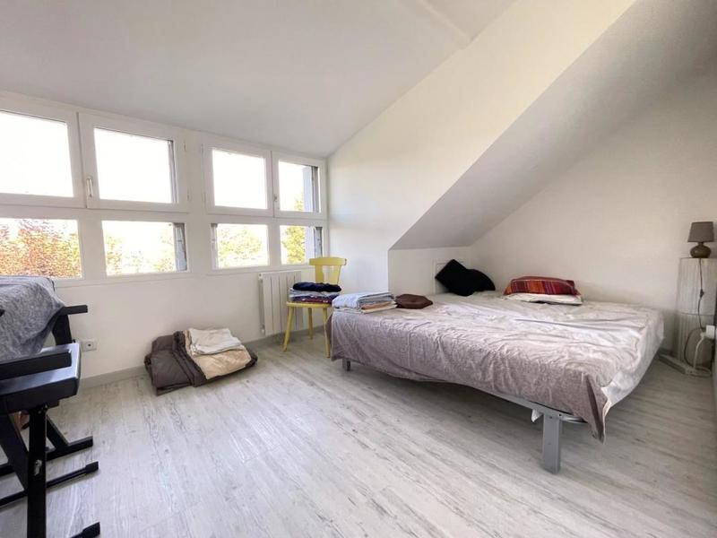 Maison - 163 m² - 9 pièces