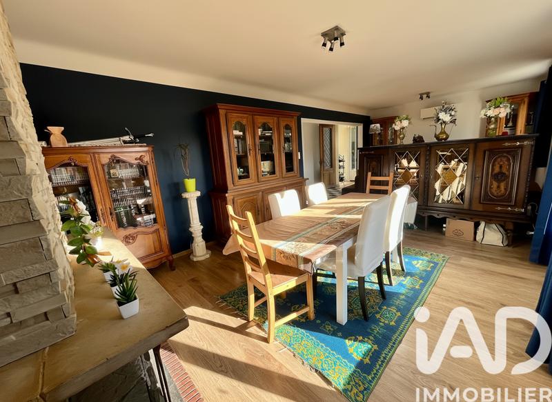 Maison - 95 m² - 5 pièces