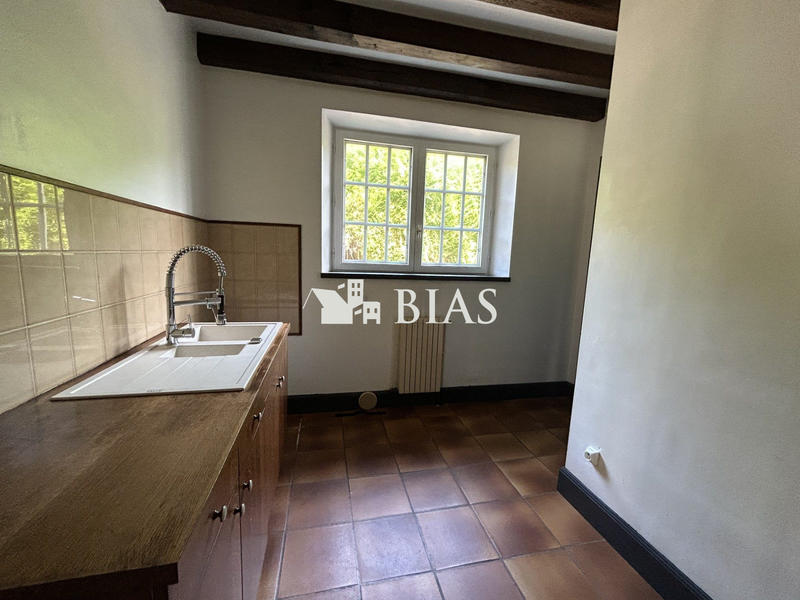 Maison traditionnelle - 194 m² - 7 pièces