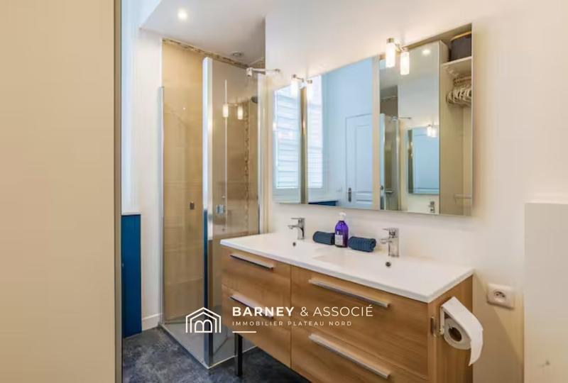 Appartement - 64 m² - 3 pièces