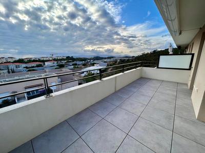 Appartement - 74 m² - 3 pièces