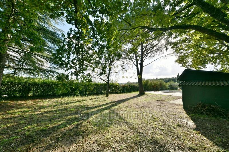 Villa - 190 m² - 9 pièces