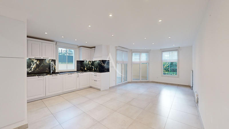 Appartement - 83 m² - 4 pièces