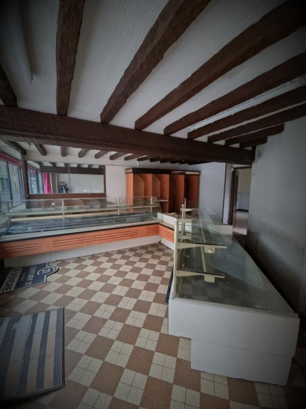 Maison - 246 m² - 8 pièces