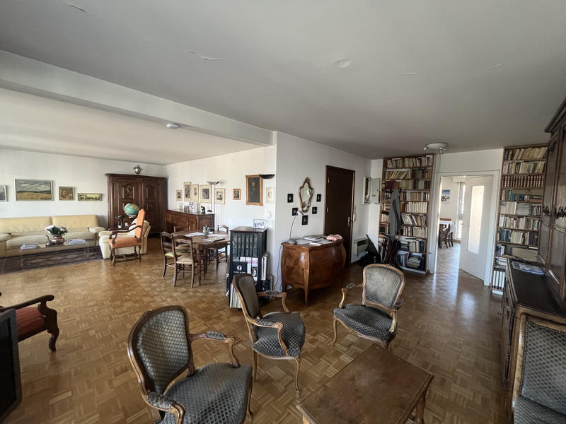 Appartement - 125 m² - 5 pièces