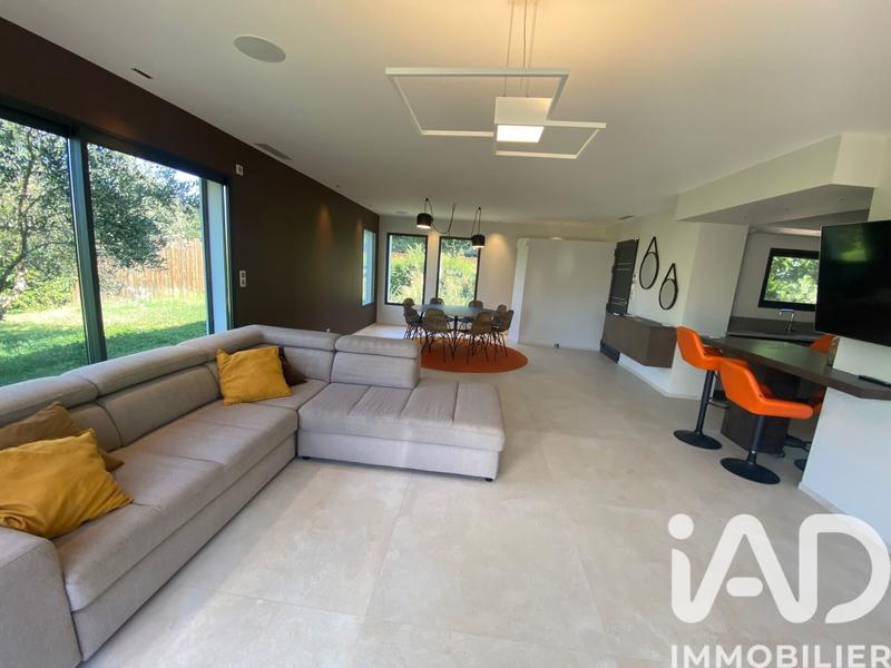 Maison - 128 m² - 5 pièces