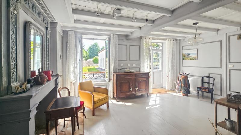 Maison en pierre - 156 m² - 4 pièces