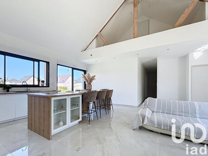 Maison - 95 m² - 5 pièces