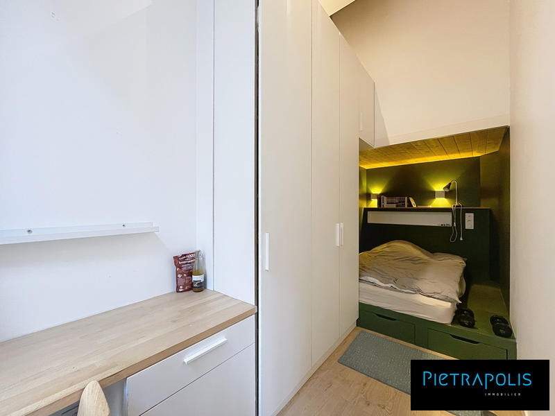 Appartement - 87 m² - 5 pièces