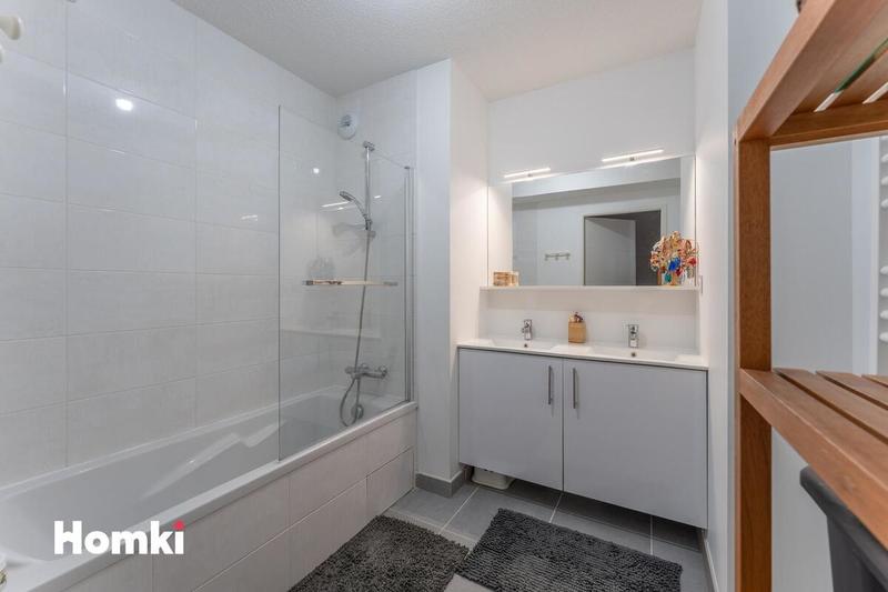 Appartement - 83 m² - 4 pièces