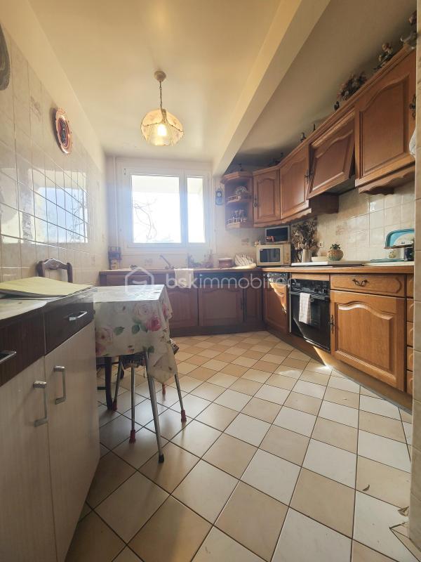 Appartement - 92 m² - 5 pièces