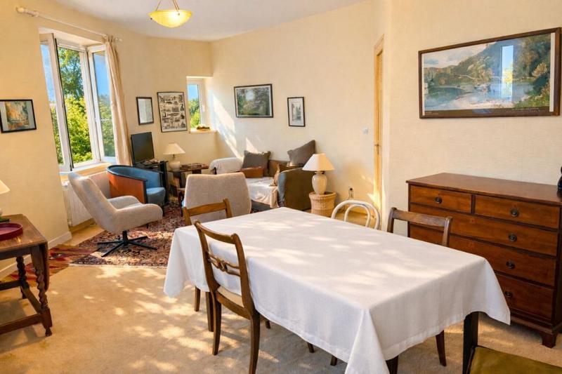 Appartement - 102 m² - 5 pièces