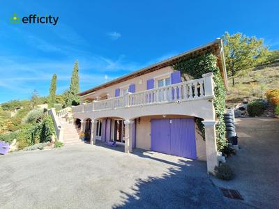 Villa - 168 m² - 6 pièces
