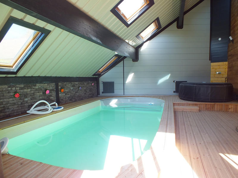 Maison en pierre - 310 m² - 8 pièces