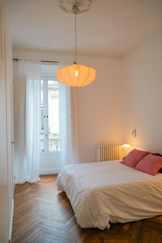 Appartement - 210 m² - 6 pièces