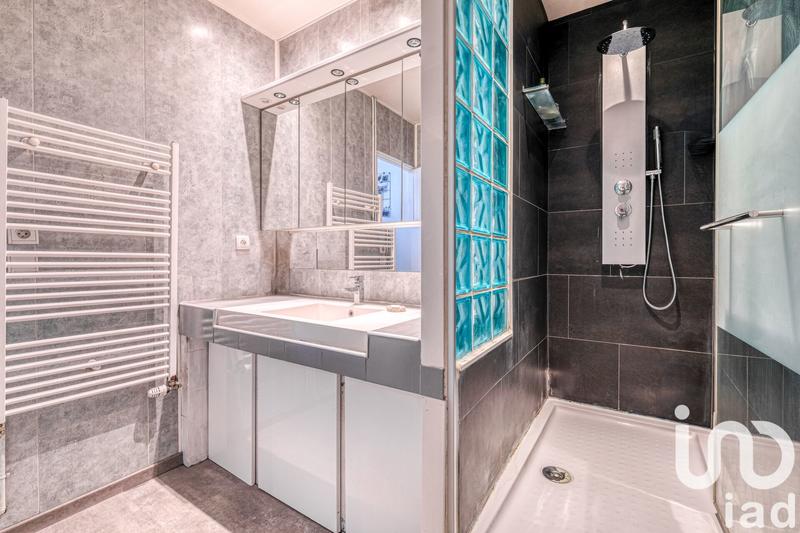 Maison - 137 m² - 6 pièces