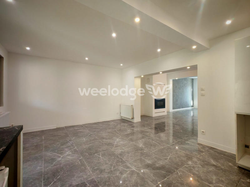 Maison - 171 m² - 7 pièces