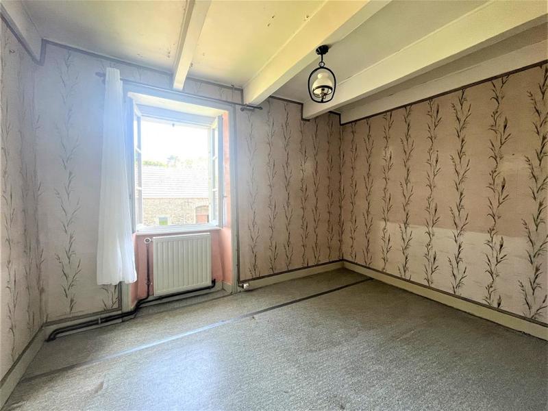 Corps de ferme - 130 m² - 5 pièces