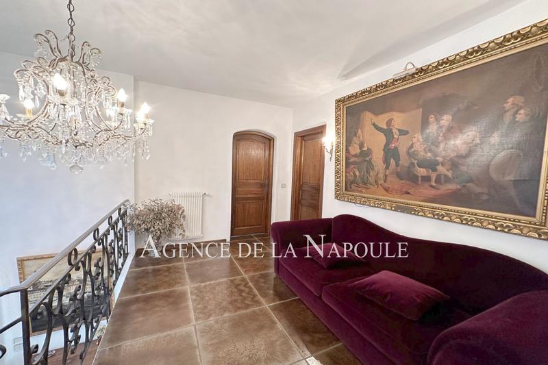 Maison - 180 m² - 6 pièces