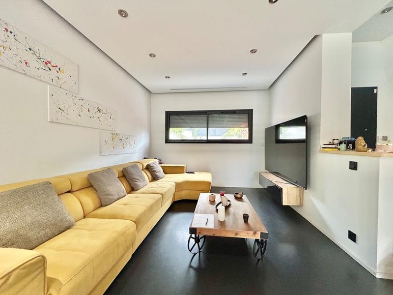 Maison - 165 m² - 5 pièces