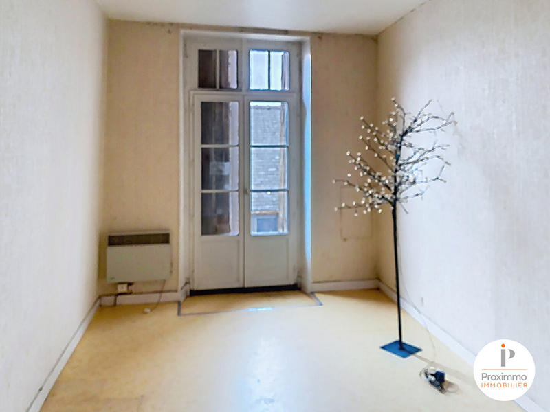 Immeuble - 6 pièces