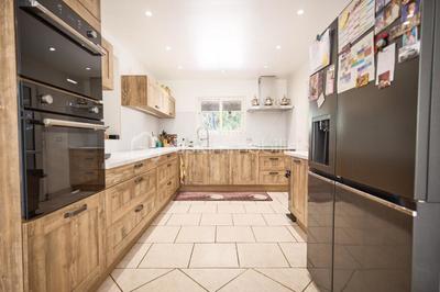 Maison - 165 m² - 7 pièces