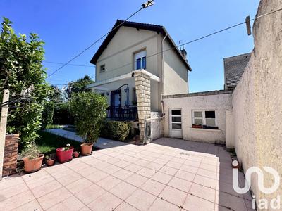 Maison - 135 m² - 6 pièces