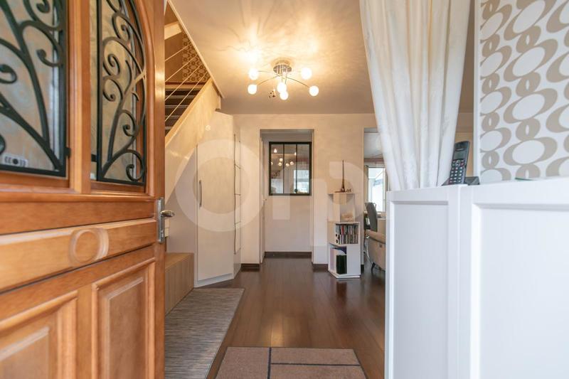 Maison - 102 m² - 5 pièces