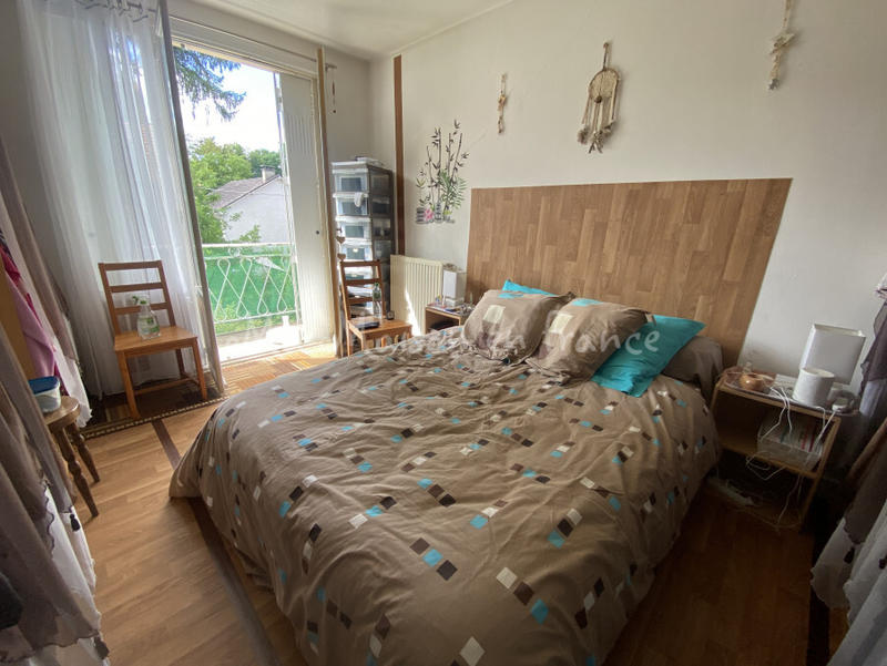 Immeuble - 200 m² - 12 pièces